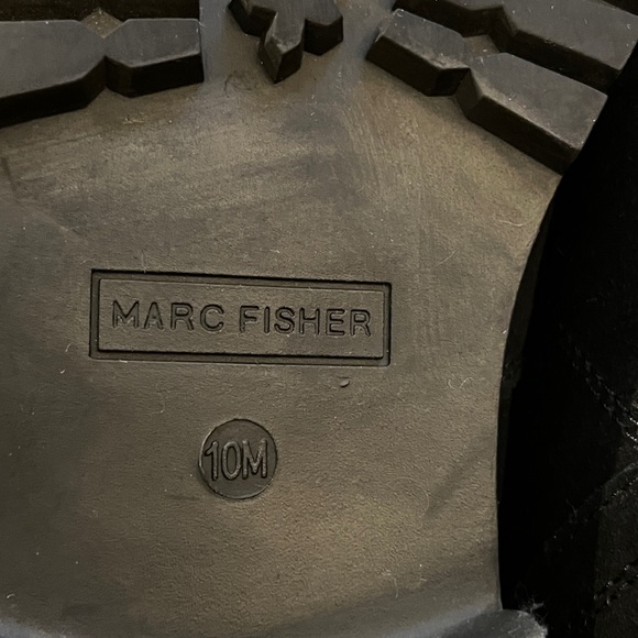 Marc Fisher Hopee Booties black suede w/ white faux fur/ Sherpa trim Lug sole 10 - Picture 11 of 12